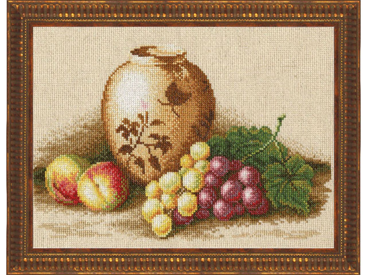 Персики и виноград 
